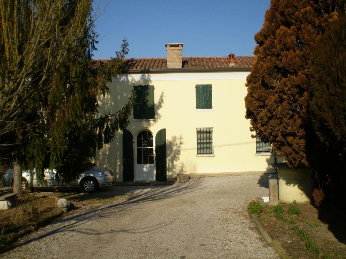 Hotel Borgo Tarapino Ferrara Exterior foto