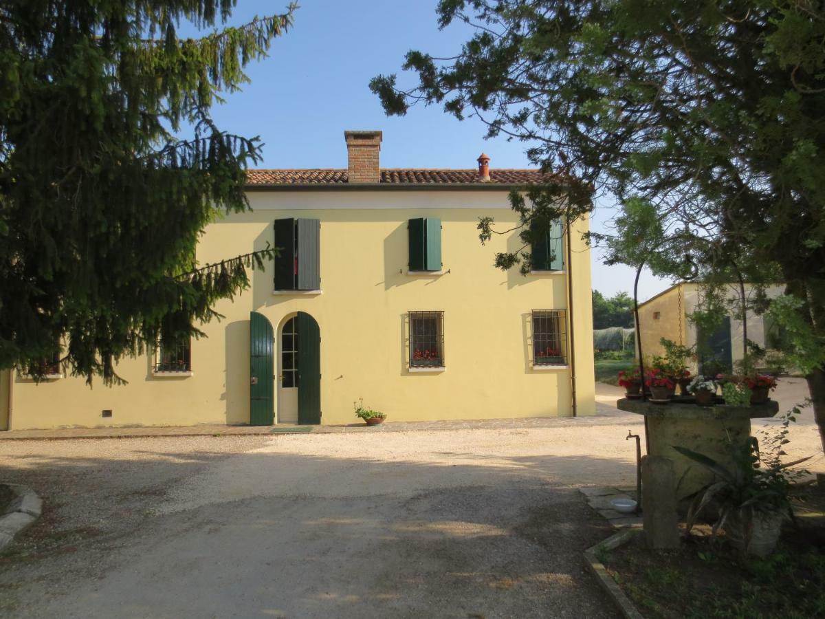 Hotel Borgo Tarapino Ferrara Exterior foto
