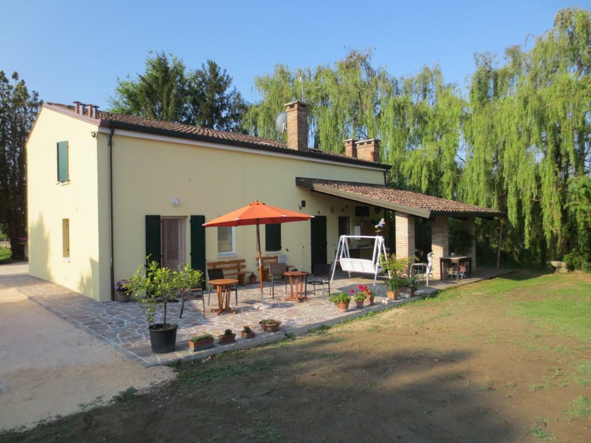 Hotel Borgo Tarapino Ferrara Exterior foto